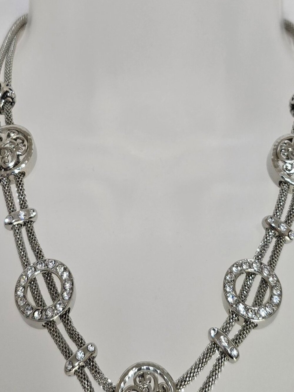 UNIQUE Silver Tone Ropelike Statement Necklace with Attached Pendants